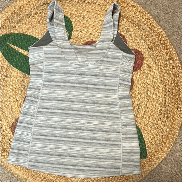 Lululemon Athletica Gray and White Fitted Tank Top - Picture 2 of 3